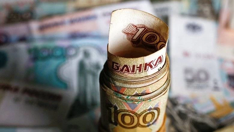 Депутат ГД Глазкова предложила направлять часть доходов от экспорта нефти россиянам