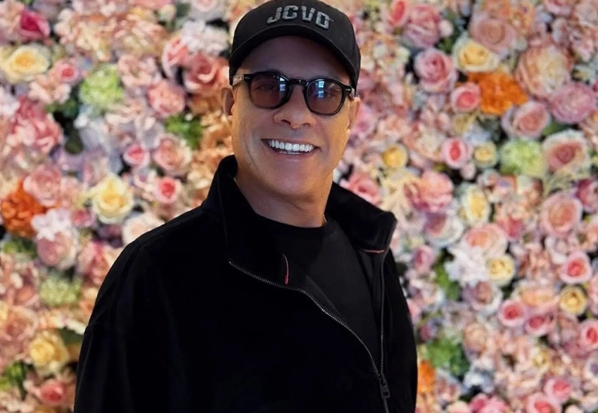 Жан-Клод Ван Дамм записал обращение к Путину и заявил, что хочет приехать в Россию. Сейчас актёра подозревают в причастности к секс-торговле детьми